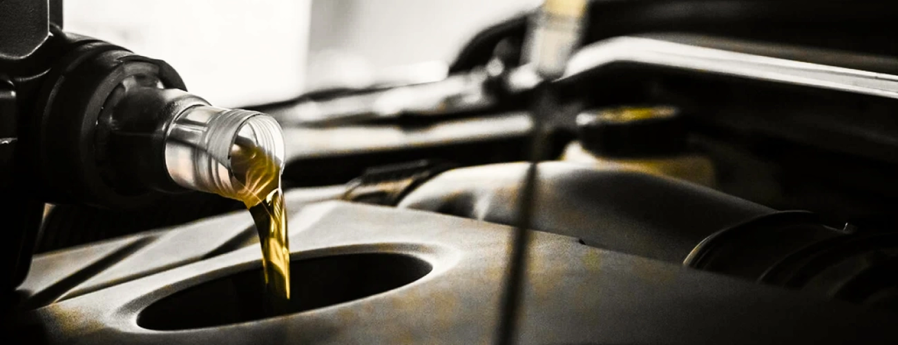 Замена масла в двигателе: когда необходимо менять автомобильное масло?